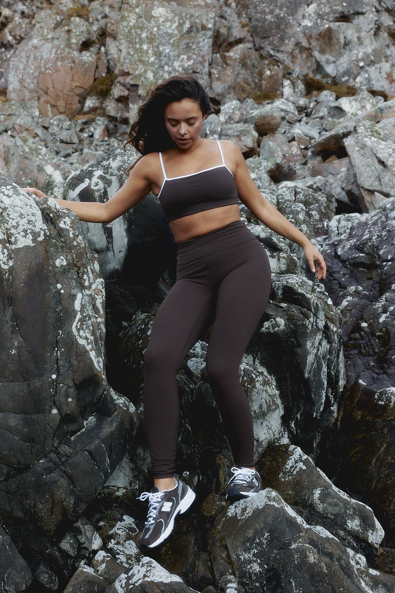 Sculpt Scrunch Tights - Pecan Brown