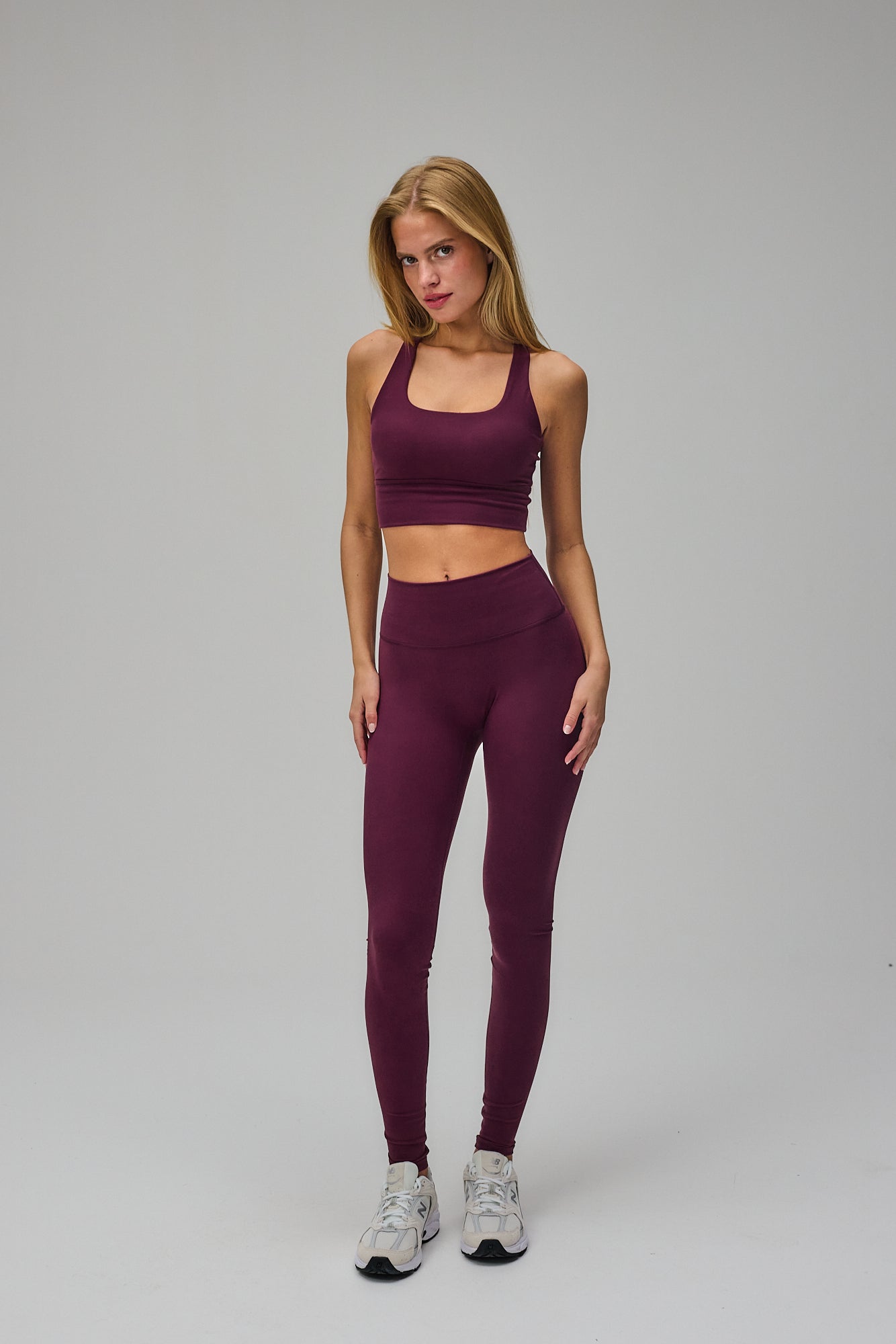 Sculpt Scrunch Tights - Deep Plum