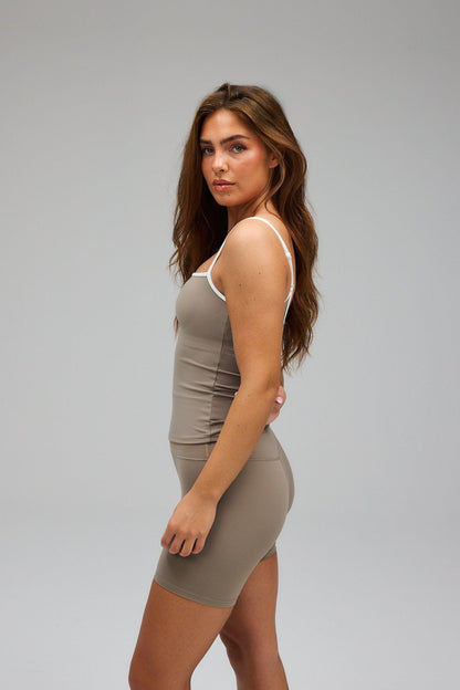 Fleek Shorts - Sand Beige