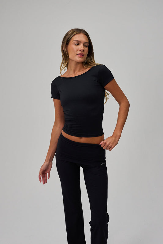 Neaty Muse Tee - Black