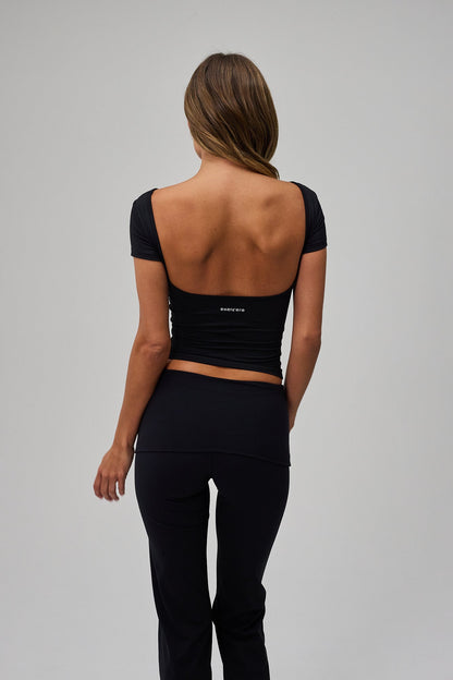 Neaty Muse Tee - Black